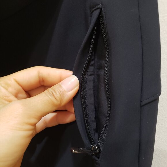 lululemon On The Move Pant *28" - Black - Picture 7 of 9